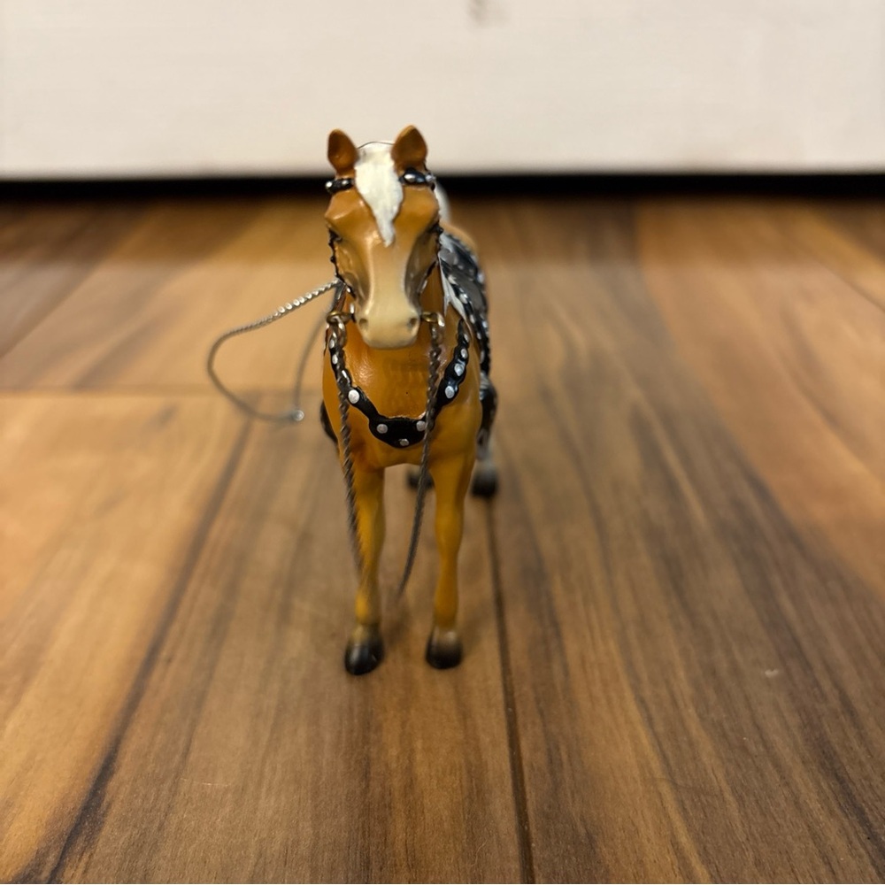 Breyer Western Holiday Ornament Horse 2006- NEW - Picture 5 of 8